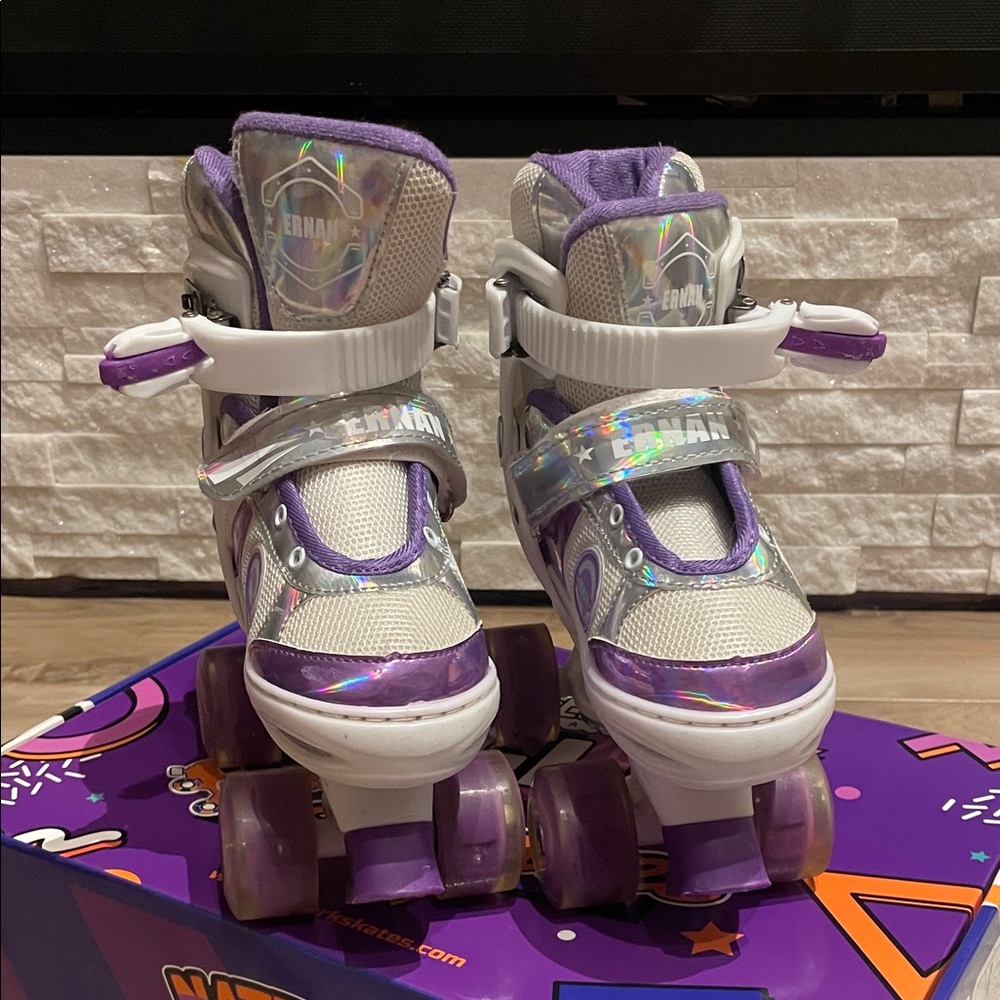 Purple and Silver LIGHT UP 🪩 Kids Roller Skates